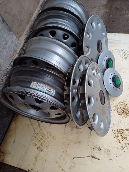 Części , pozostałości po skoda felicja