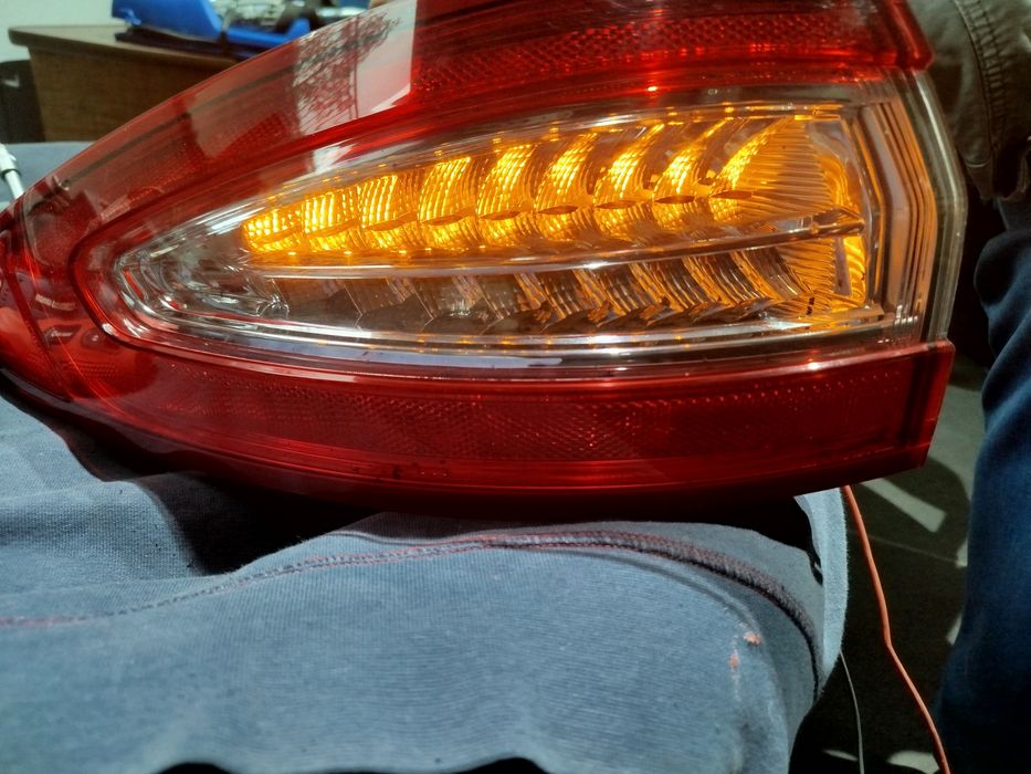 Переделка задних фонарей авто из США с Красных на Желтые.Замена диодов