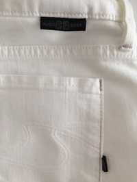 Hugo Boss spodnie damskie jeansowe białe roz. 28/34