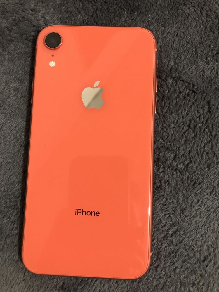 Продам Iphone XR 64gb