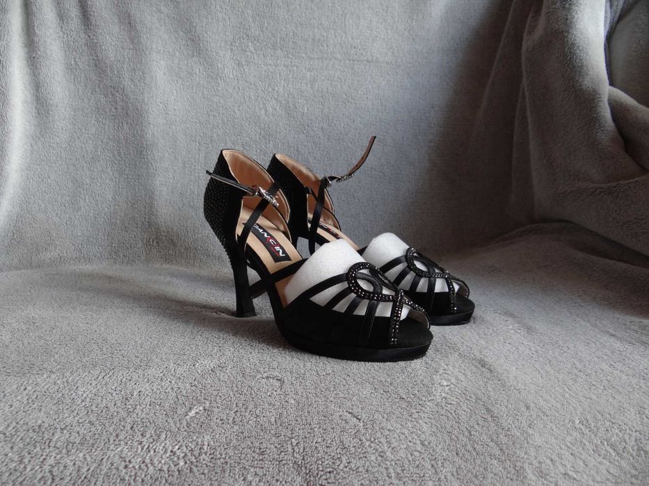 Buty do tańca / Firmy Dancin / Nowe