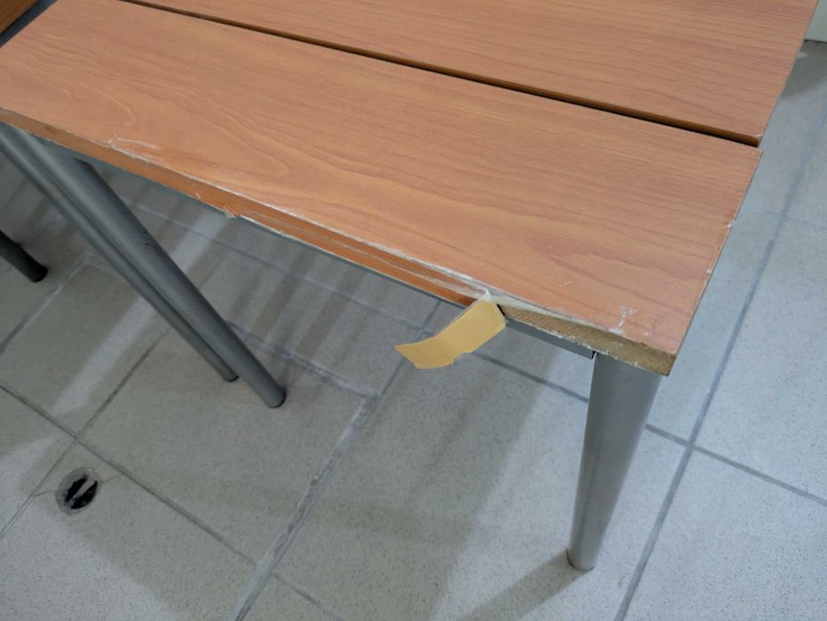 4 cadeiras para reparar