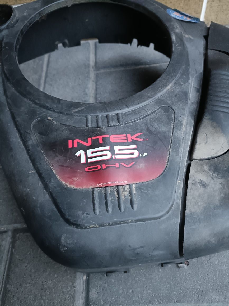 Osłona pokrywa do traktorek kosiarka silnik Briggs intek ohv 15.5hp