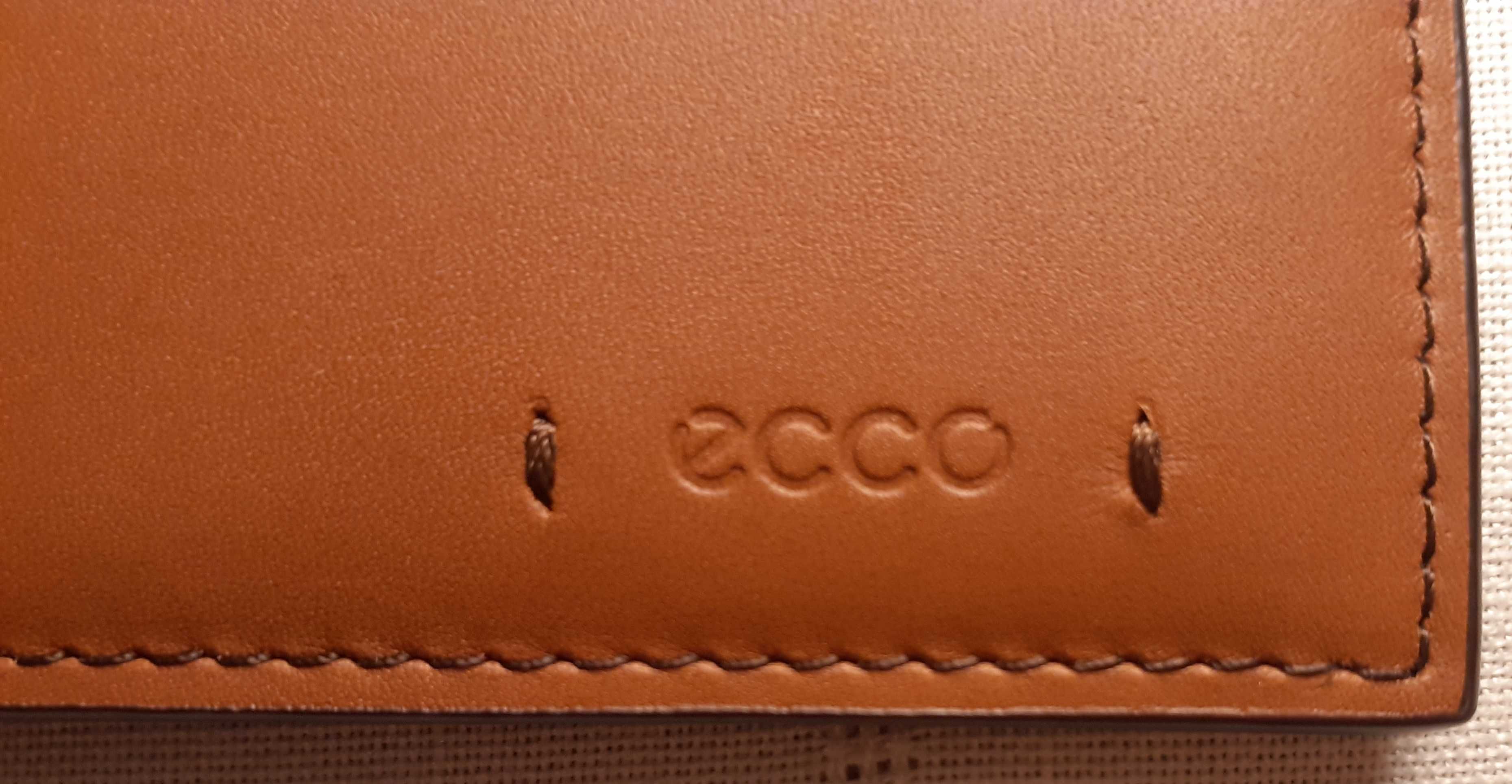 Portfel etui Ecco Lars Travel Wallet kolor amber skóra naturalna