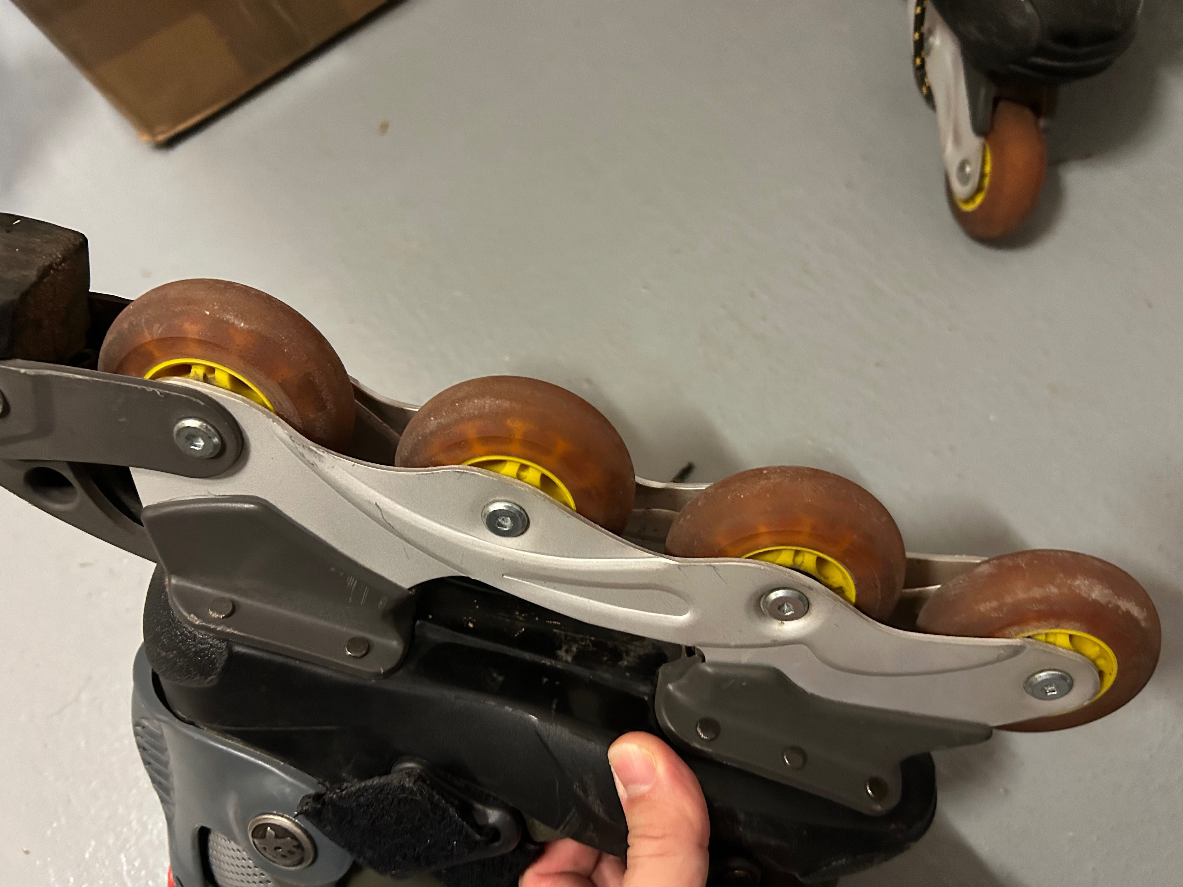 Rolki damskie RollerDerry 37/38 w idealnym stanie