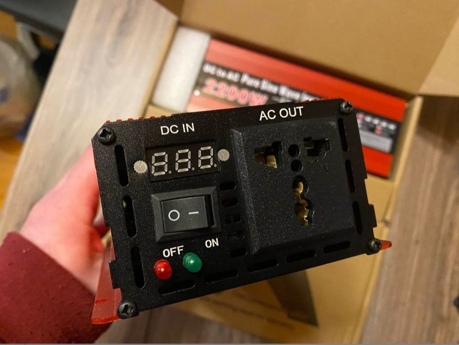 Перетворювач напруги з 12 на 220 3000w