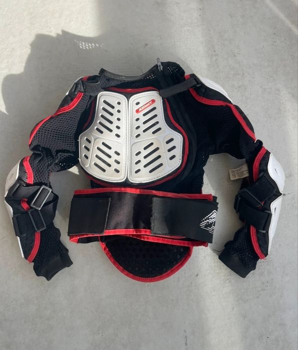 Proteções Kenny Infantil