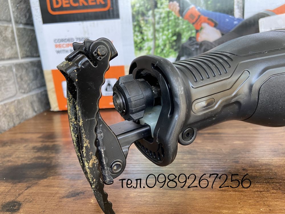 Пила сабельная, шабельна , Black&Decker BES301 з АНГЛІЇ