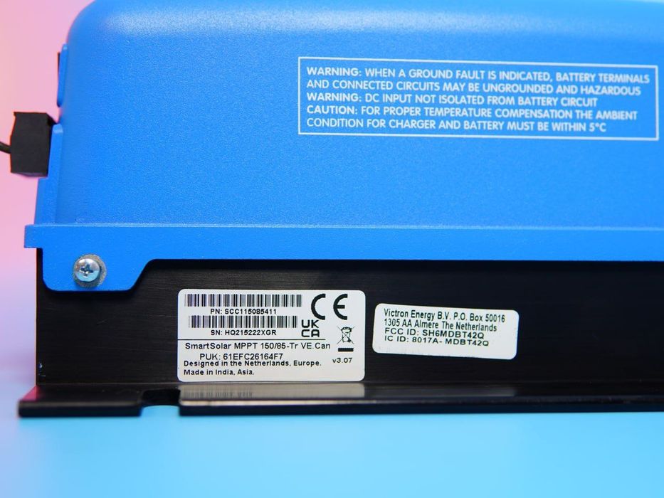 Инвертор-контроллер Victron SmartSolar MPPT 150/85-Tr VE.Can — надёжно