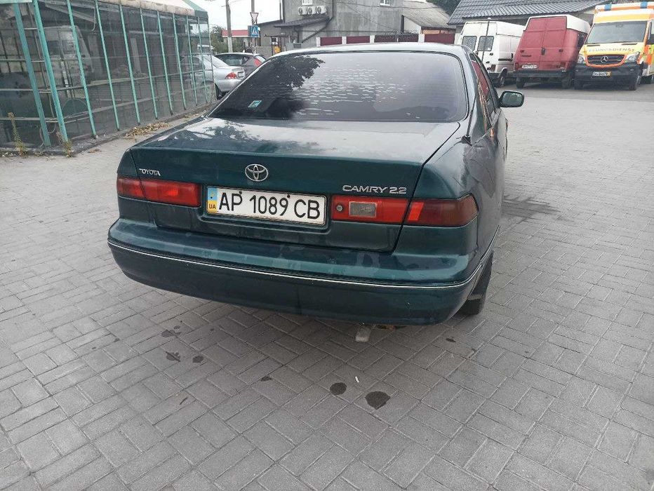 Продам Тойота Камри 20 автомат с переоформлением