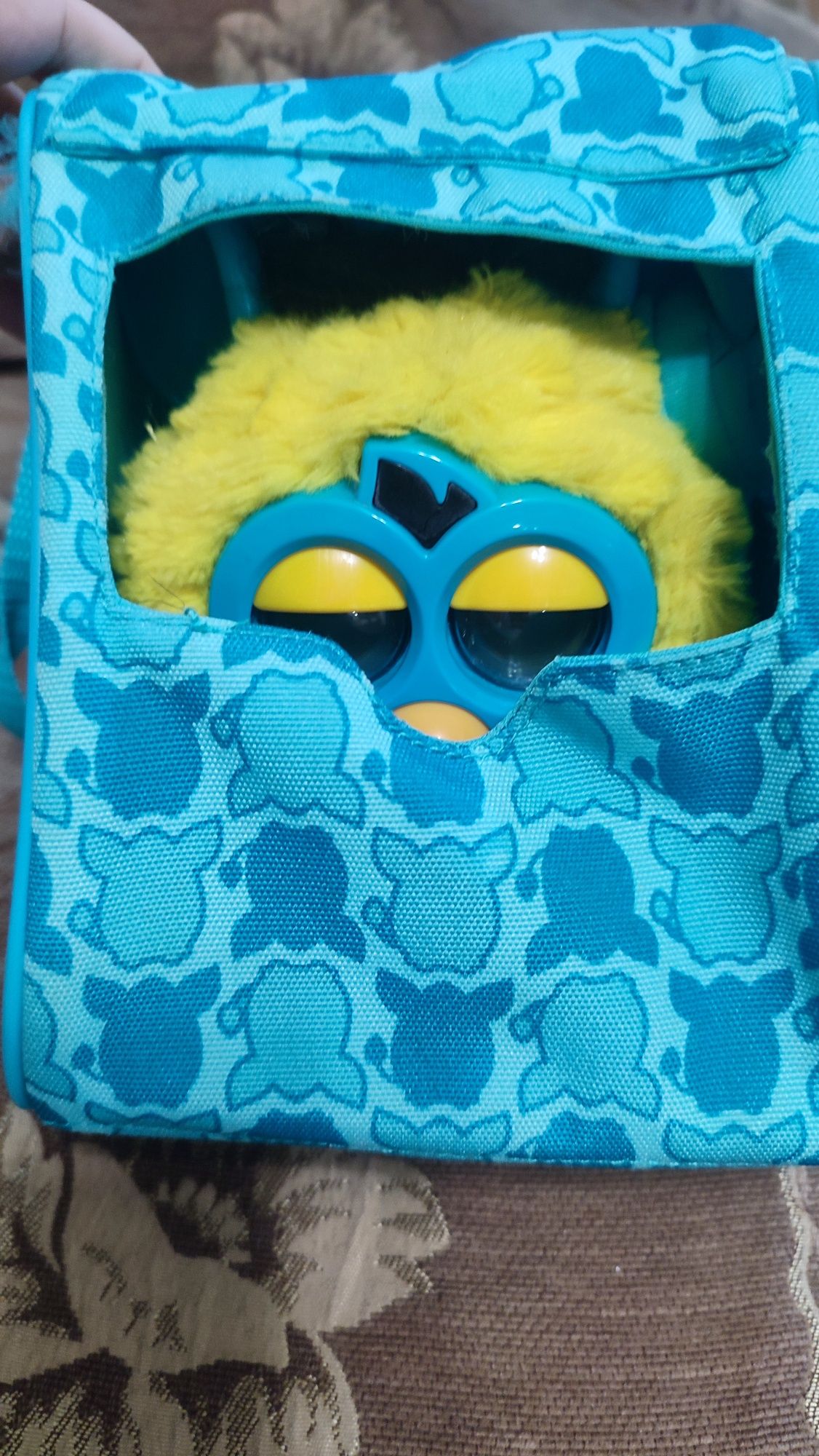 Продам іграшку Furby