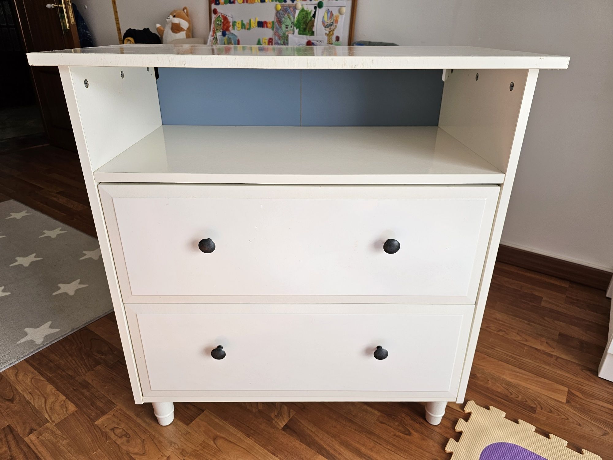 Comoda / Muda-Fraldas Ikea Hemnes