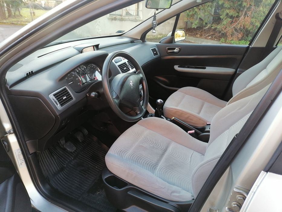 Peugeot 307*1.6hdi*90km*2005r lift*klima*niski przebieg