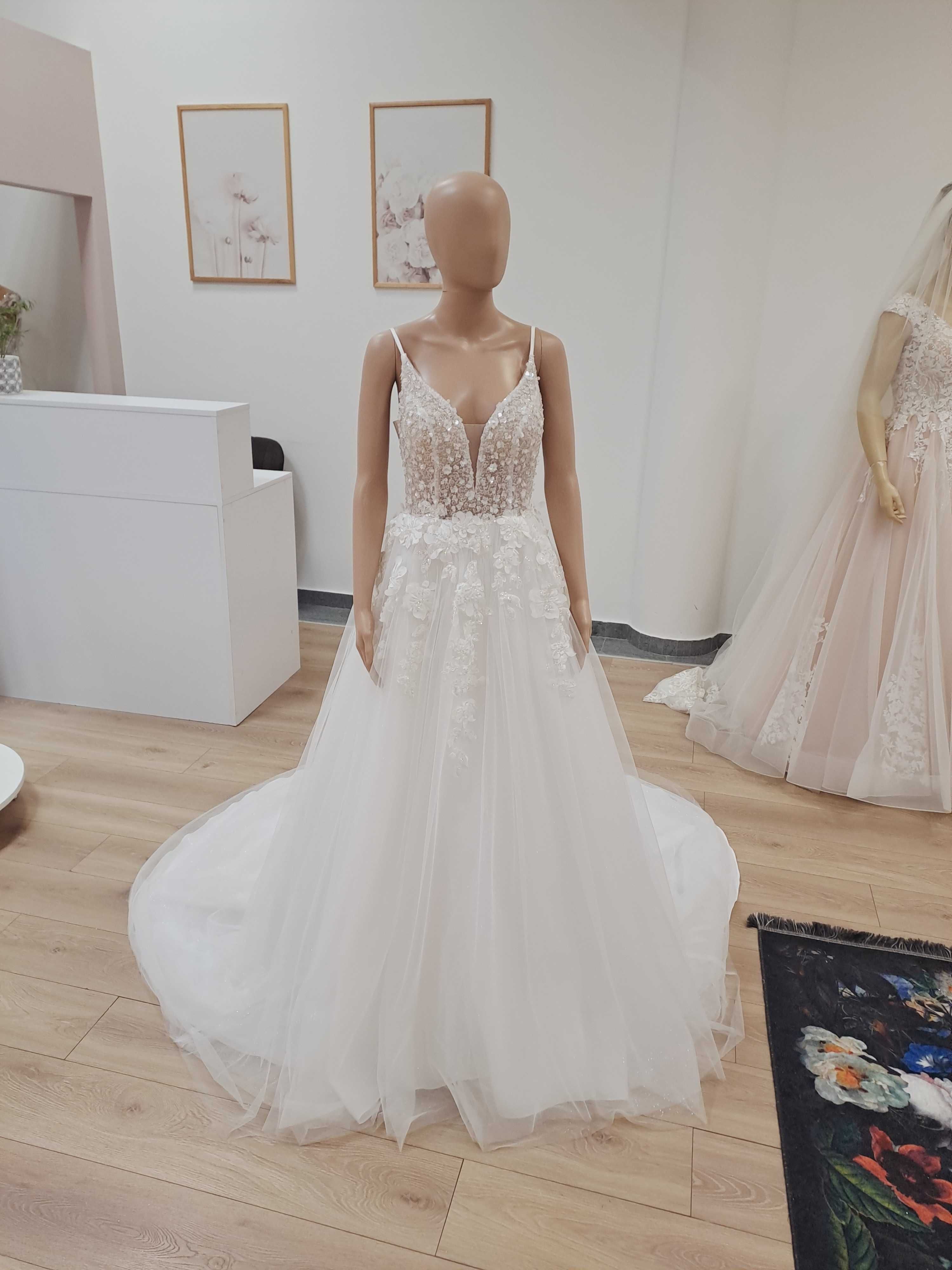 Nowa błyszcząca suknia ślubna na cienkich ramiączkach 38