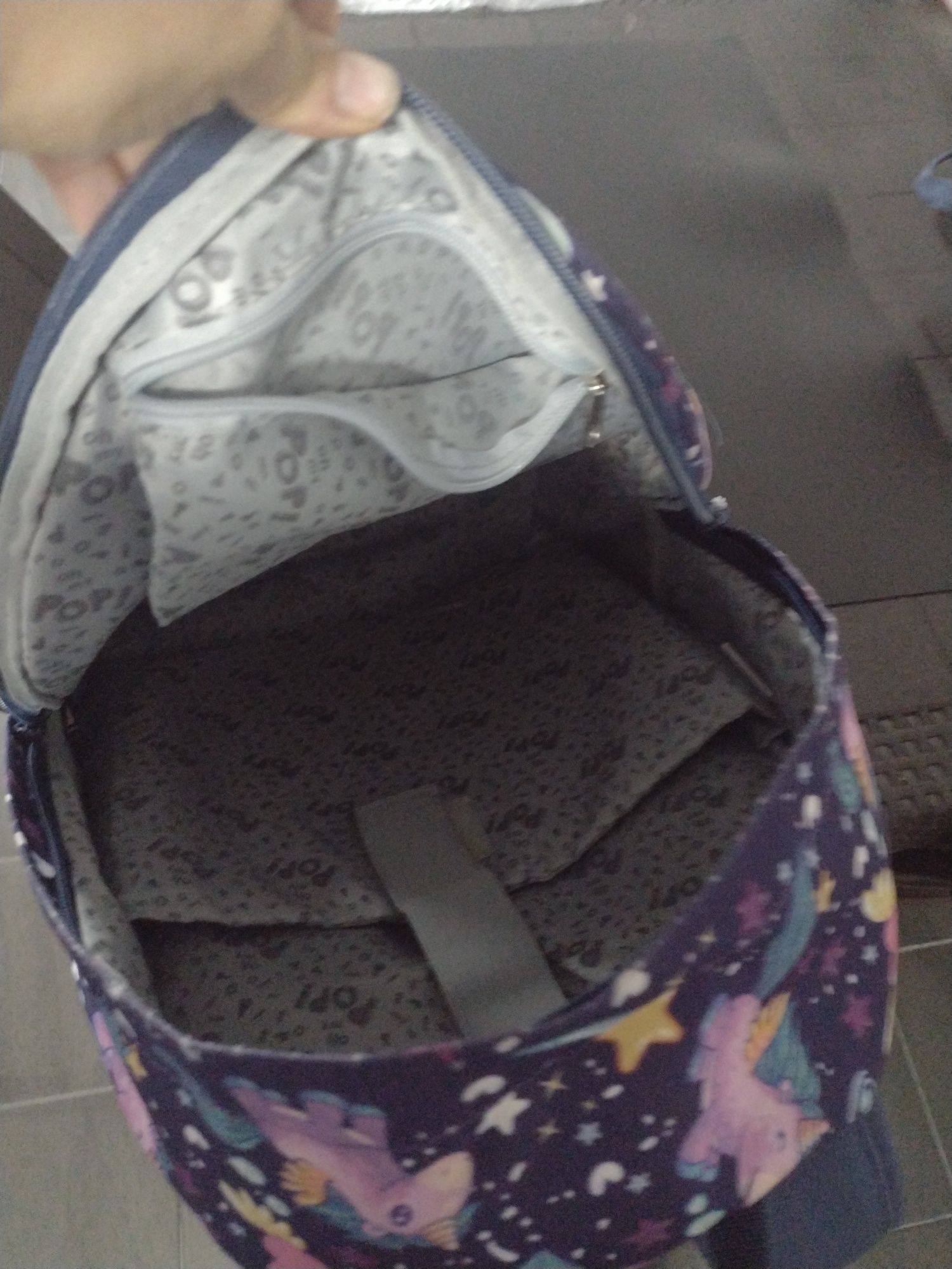 Mochila com lancheira de unicórnio