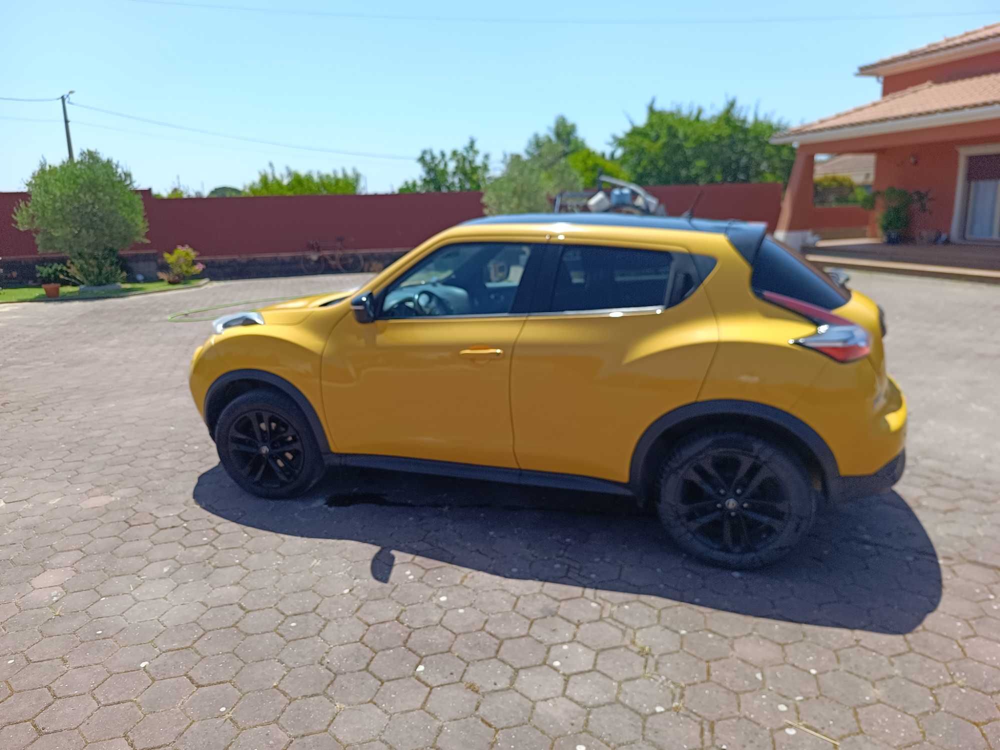 Nissan Juke 1.5 Amarelo