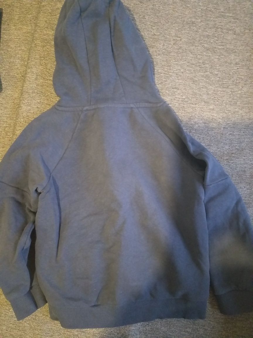 Bluza z kapturem i kieszeniami, rozm.116/122