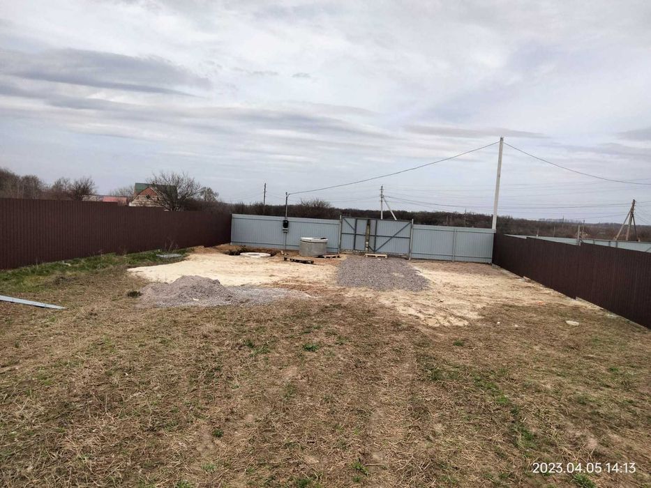 15 соток під житлову забудову, електрифікована (32 кВт) з адресою