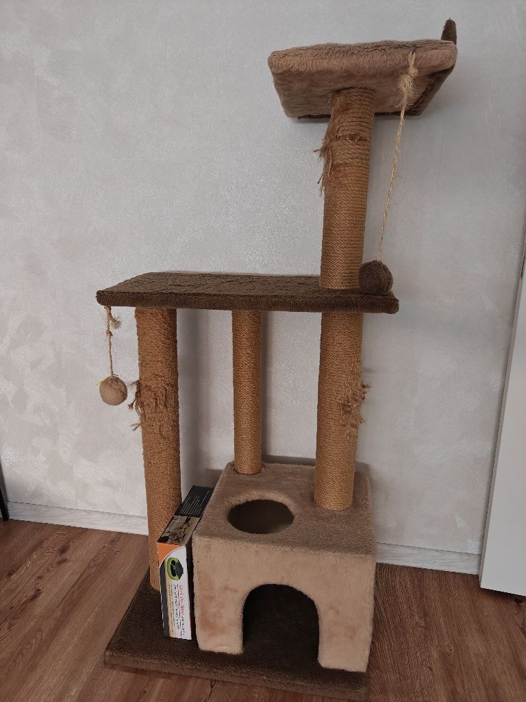 Дом для кота, когтеточка