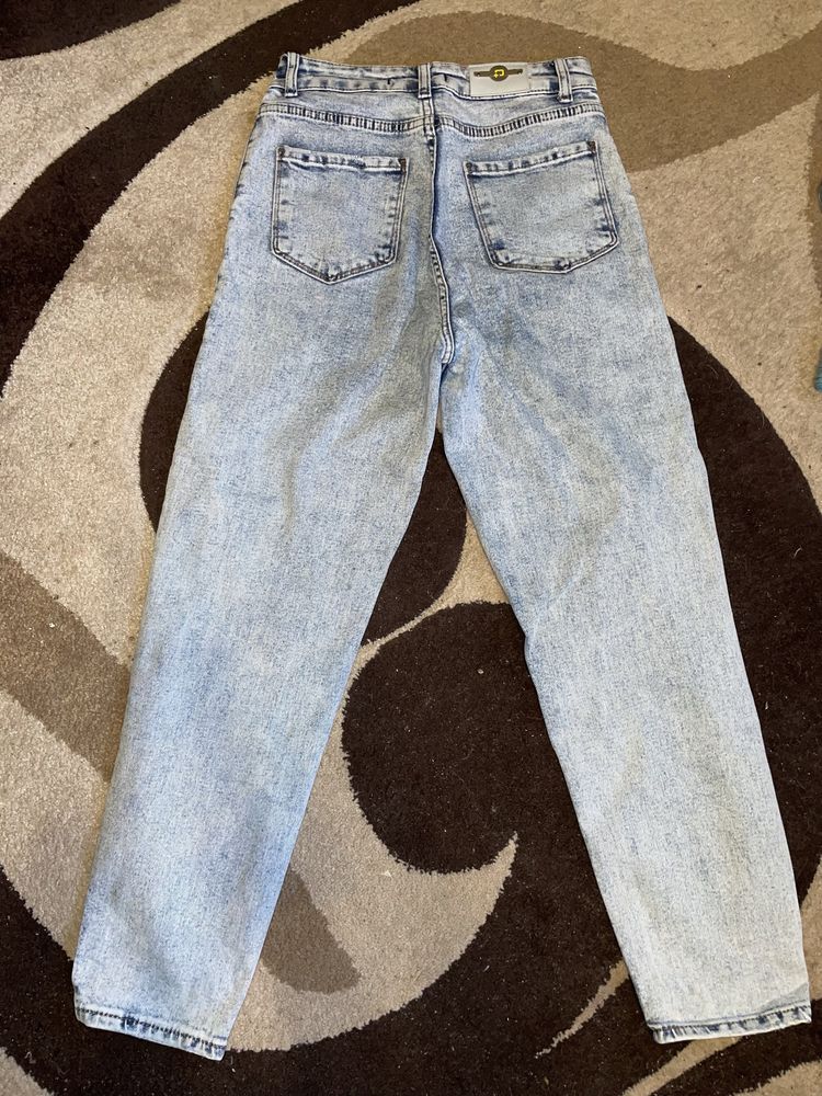 джинси mom 32 розмір