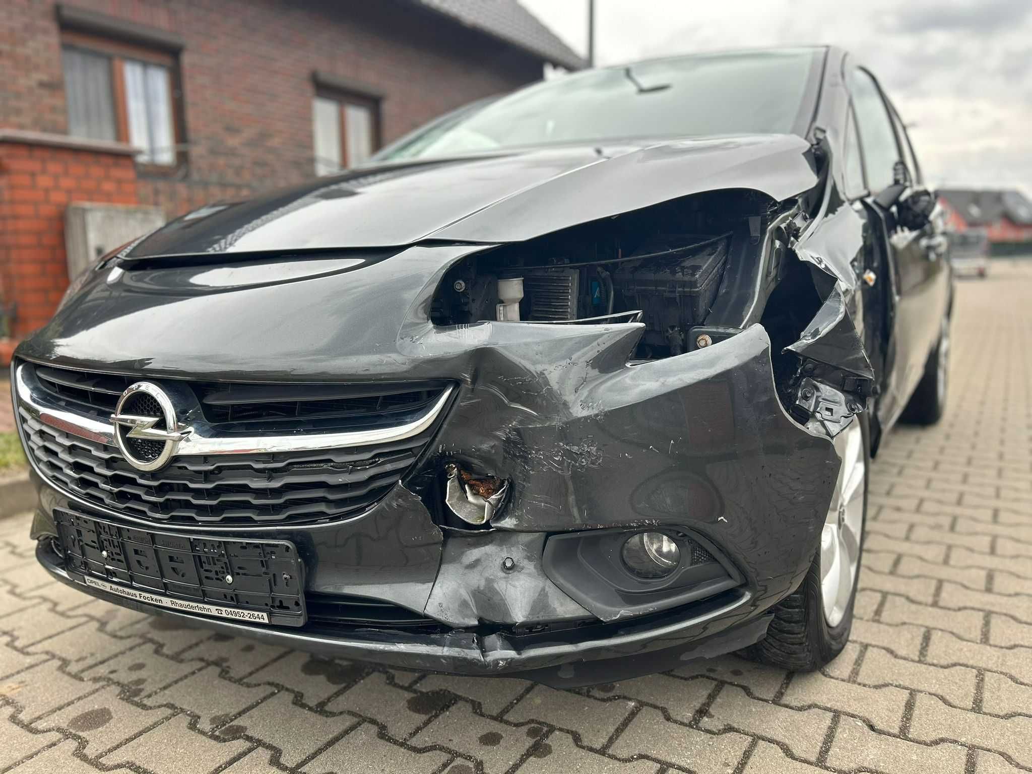 Opel Corsa E 1.4 90KM