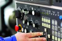 Serwis i naprawa CNC. Elektronika i mechatronika Maszyn przemysłowych