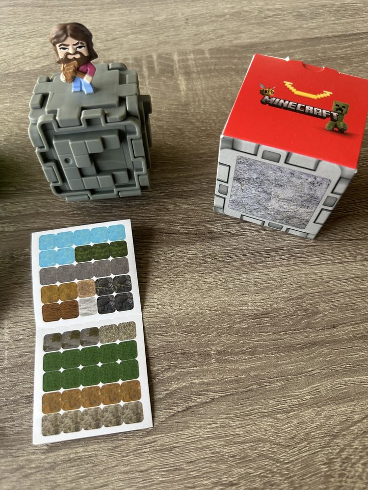 Іграшки Minecraft McDonald’s