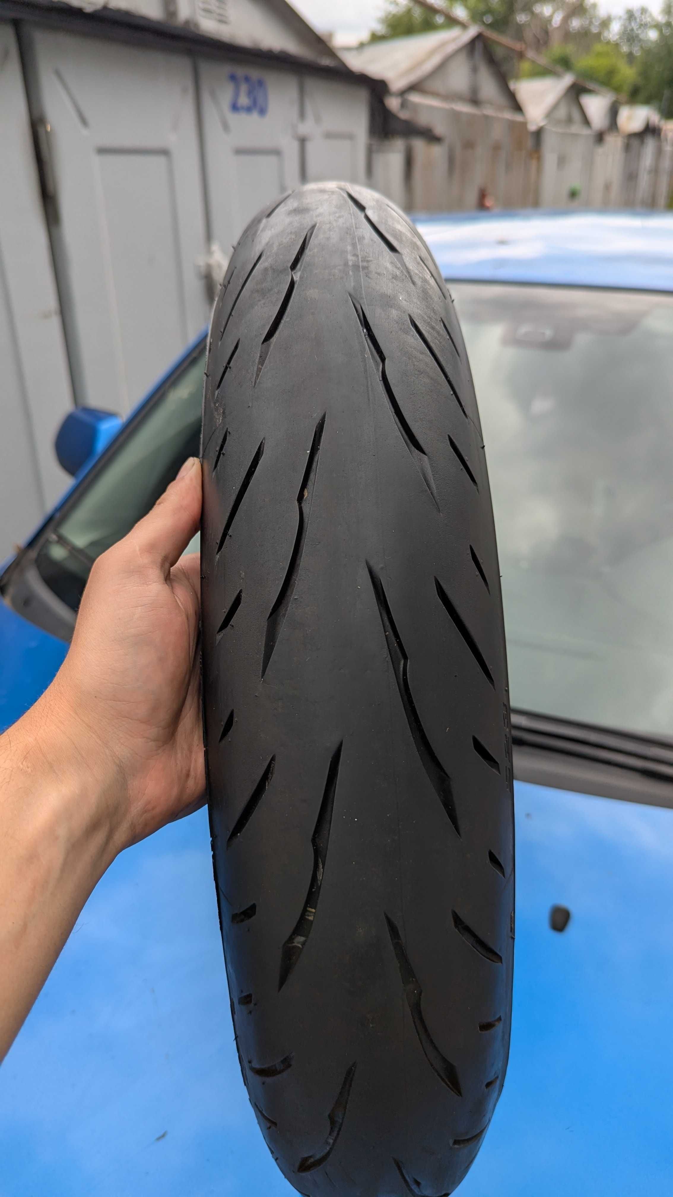 Резина Bridgestone Battlax Hypersport S23 120/70 R17 58W