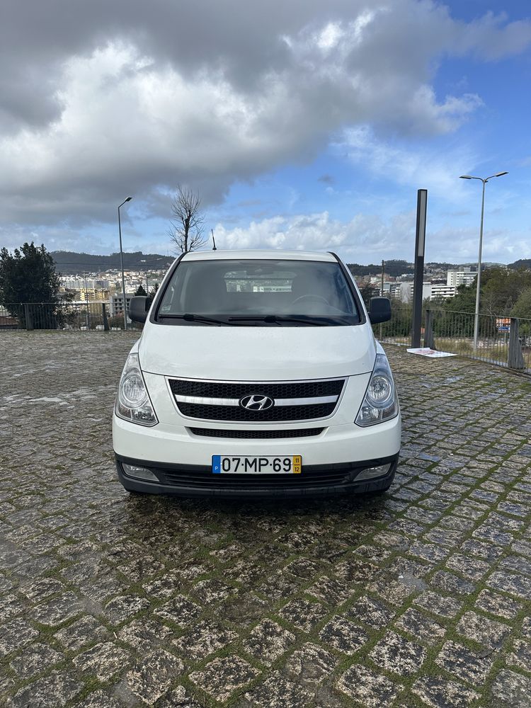 Hyundai Starex 3 lugares