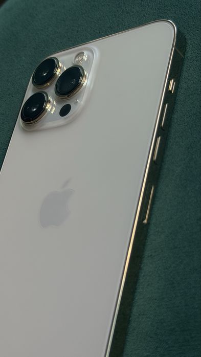 iPhone 13 Pro Max 256Gb gold