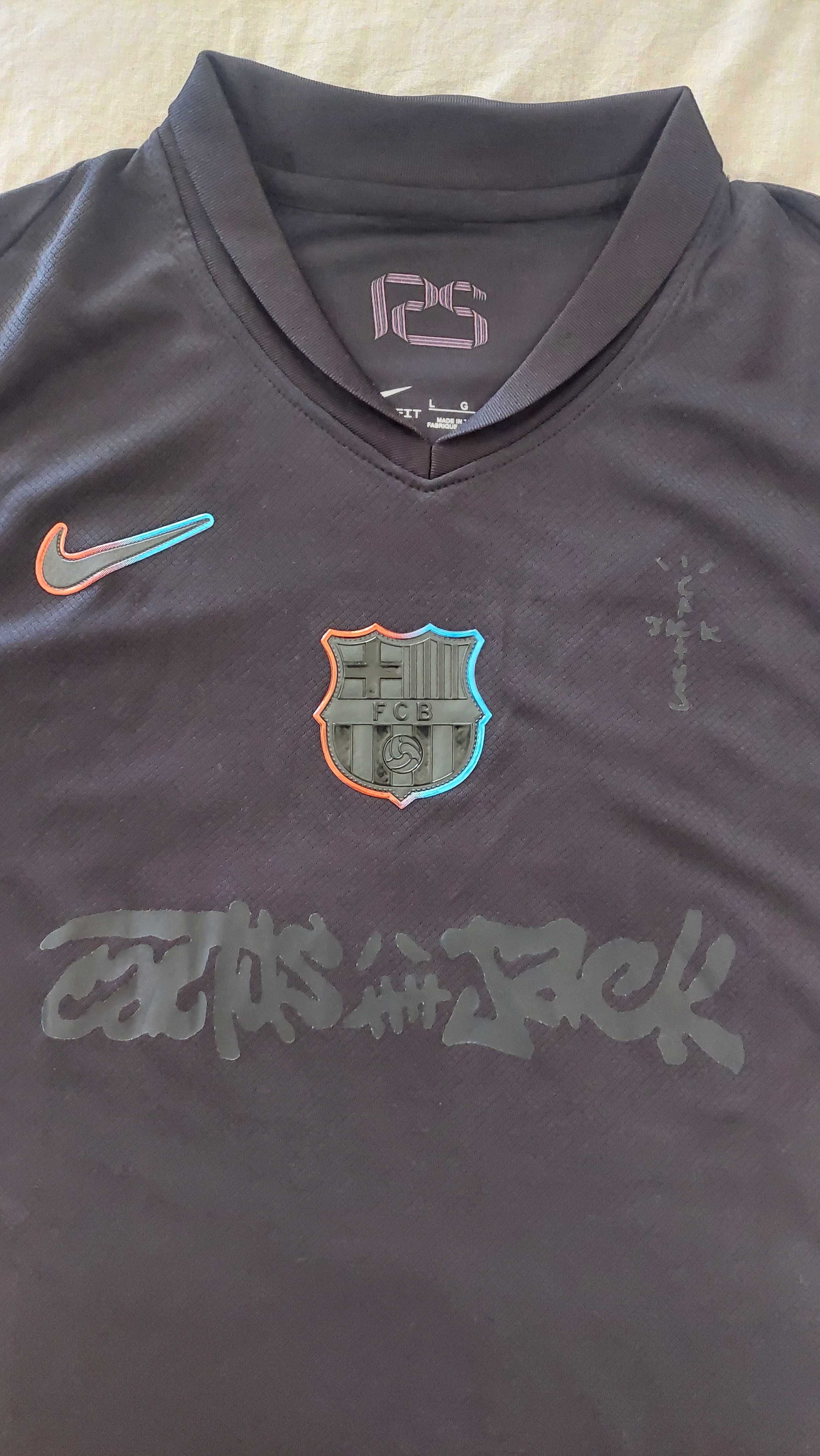 Camisola Barcelona x Travis Scott Cactus Jack