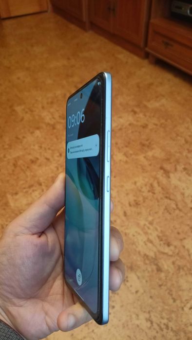 Смартфон Motorola g72 8/256 у відмінному стані