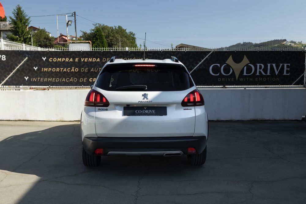 Peugeot 2008 1.2 GT Line