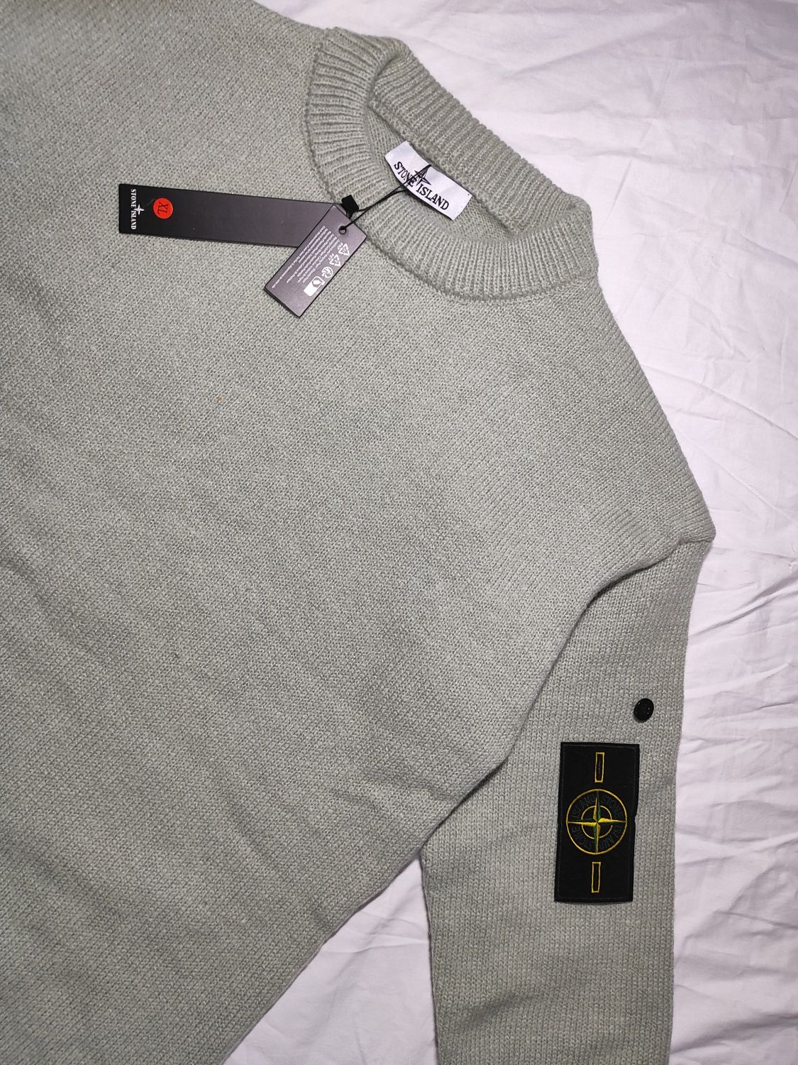 Світер stone island