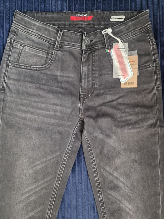 Sprzedam dżinsy "Apache " skinny fit w kolorze czarnym