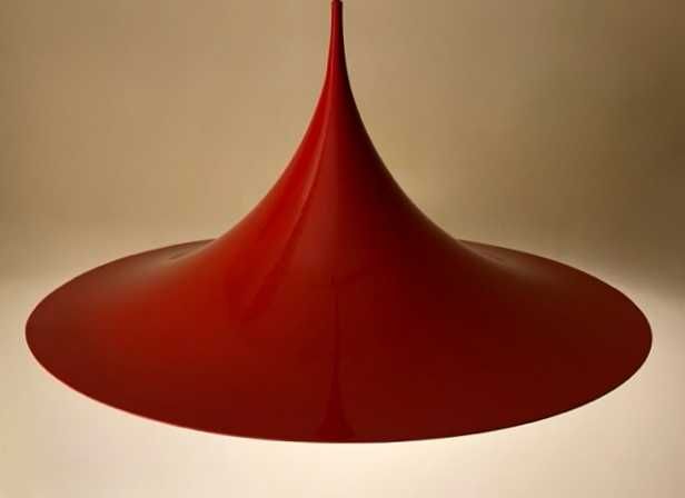 Candeeiro SEMI RED de Claus Bonderup & Torsten Thorup p/ Fog & Morup