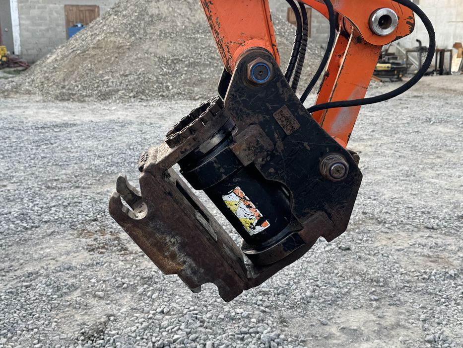 Мініекскаватор Doosan 8 тон PAWERTILT