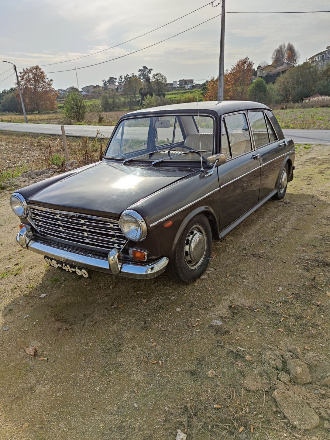 Carro antigo , garagem, não baixo mais o preço