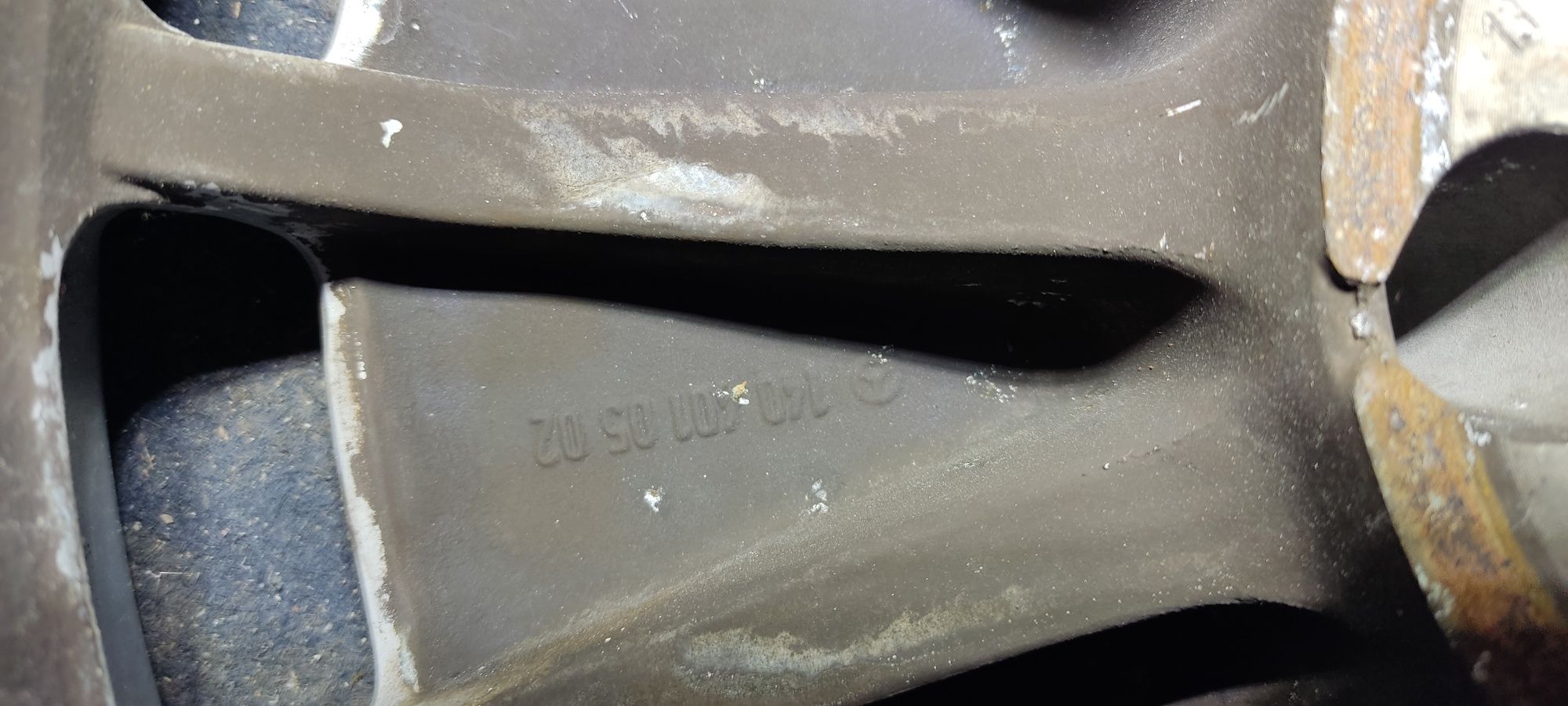 Jantes Mercedes Gullideckel 16' Raras