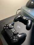 PS4 Pro + 2 comandos