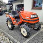 Kubota Aste A13 4x4 podnośnik wałek traktorek