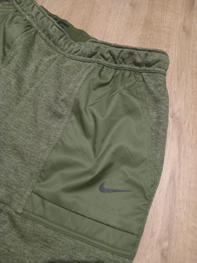 Spodnie Nike thermafit