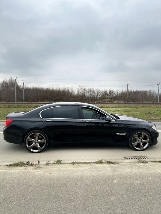 BMW Seria 7 F02 LCI Long • 2011 • 4.4 V8 • 300 kW / 408 KM • FULL OPCJ