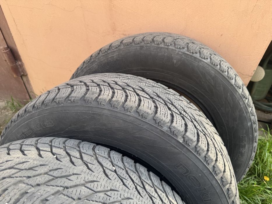 Зимові шини Nokian Hakkapeliita R3 (235/65 R18)