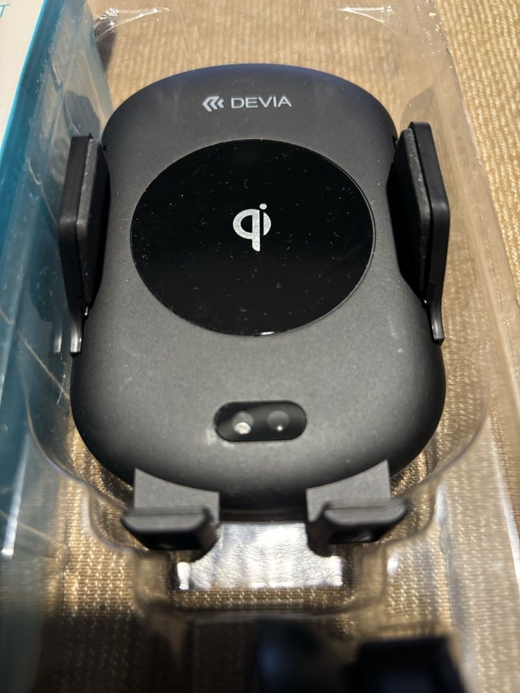 Carrgador e suporte de smartphone de carro NOVO