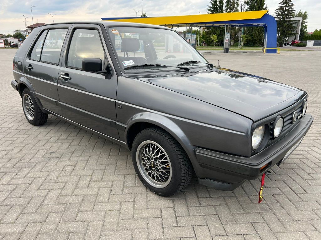 Volkswagen golf II 2  1.6 benzyna mk2 niezardzewiały 1991 sprawny ładn