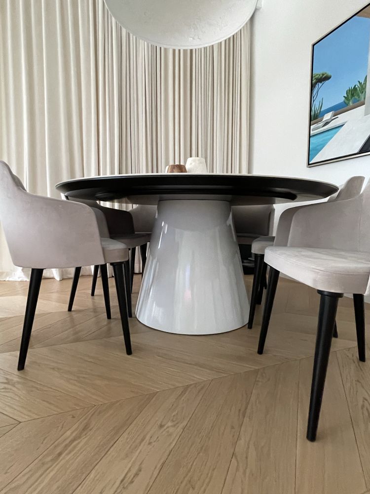 Almi Decor komplet stół i 6 krzesel w stanie idealnym