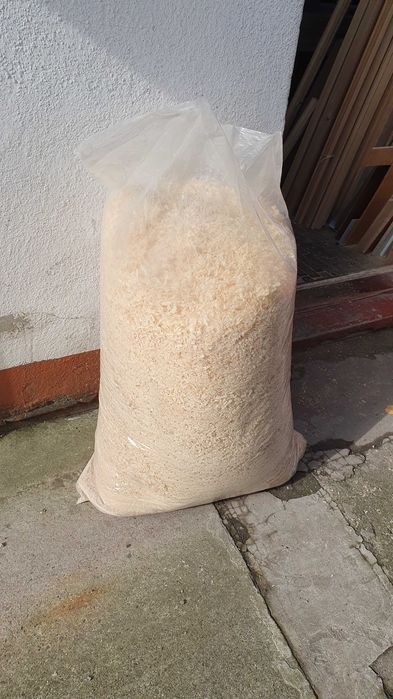 Trociny suche grube dla zwierząt