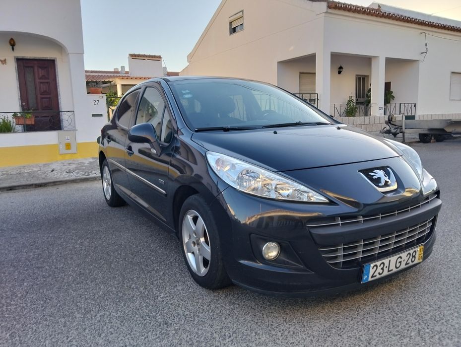 Peugeot 207 com 96.000 km