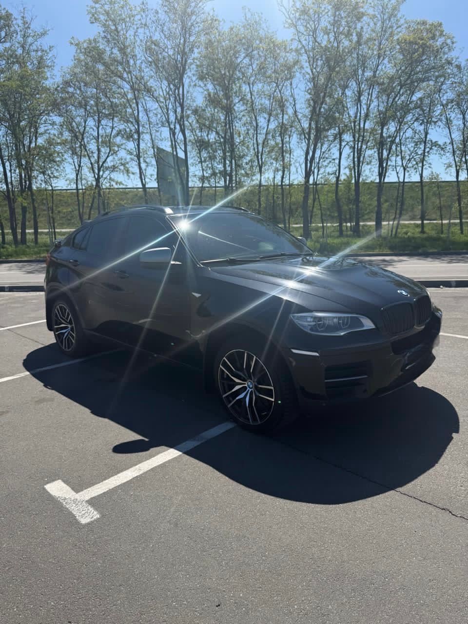 Автомобіль BMW X6M 50d